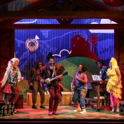 Clover Sonoma Family Fun Series: Acoustic Rooster’s Barnyard Boogie Starring Indigo Blume